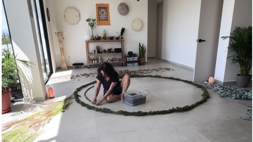 Recibiendo la guía, el susurro para crear el mandala