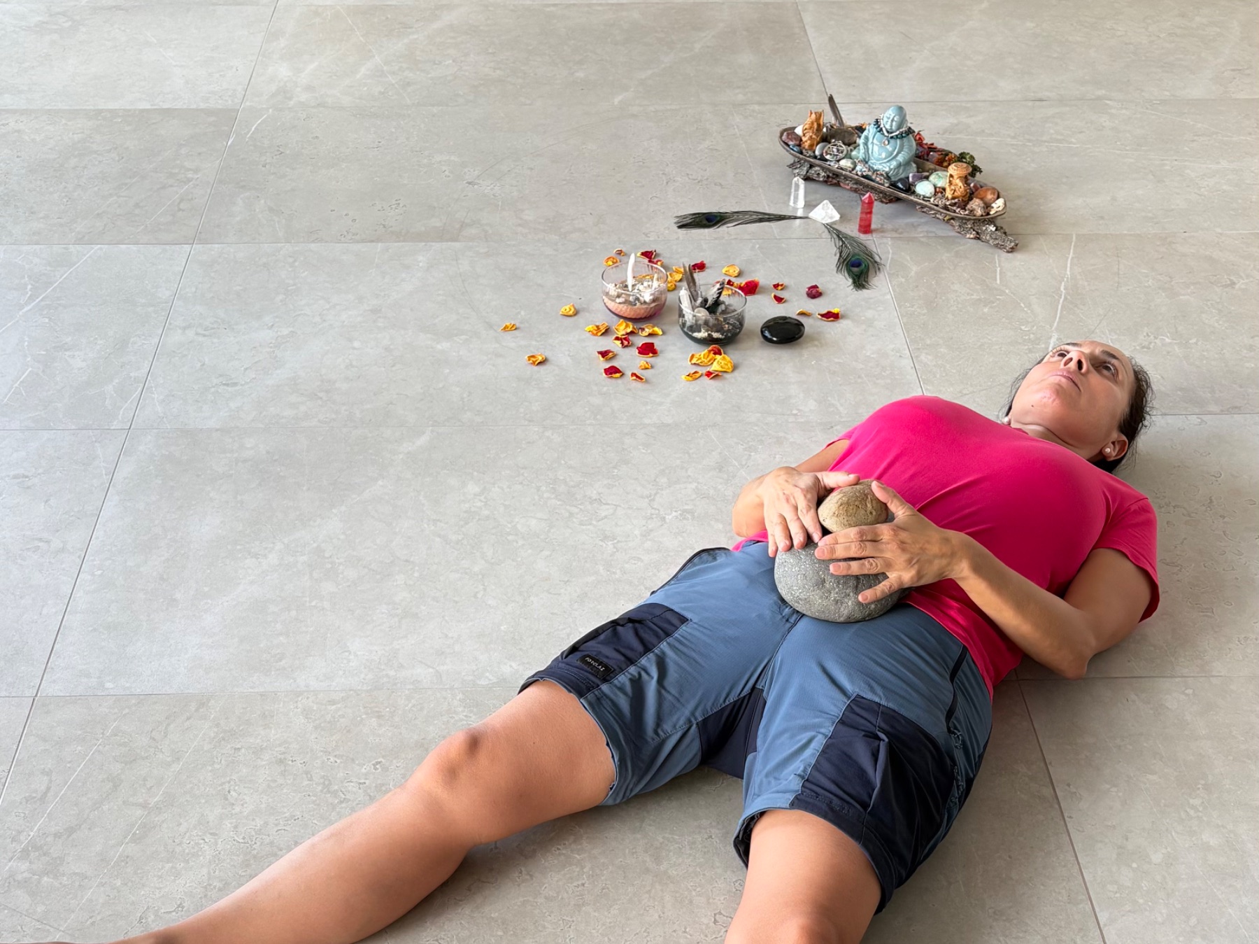 El útero simbólico y la semilla, darse a luz como mujer medicina